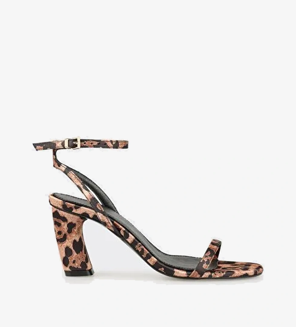 Kahve Hayvan Desenli Kadın Günlük Sandalet - Görsel 1