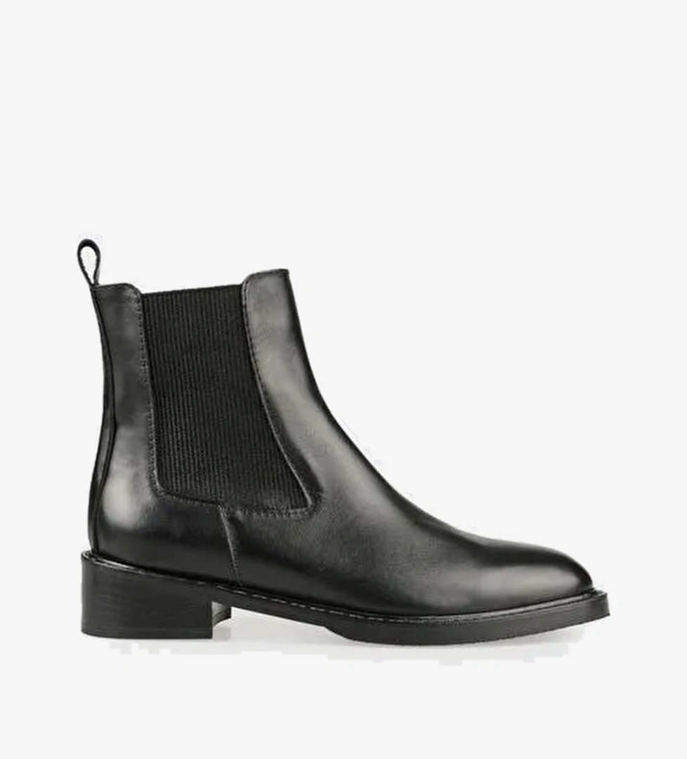 Siyah Deri Kadın Günlük Bot - Görsel 1