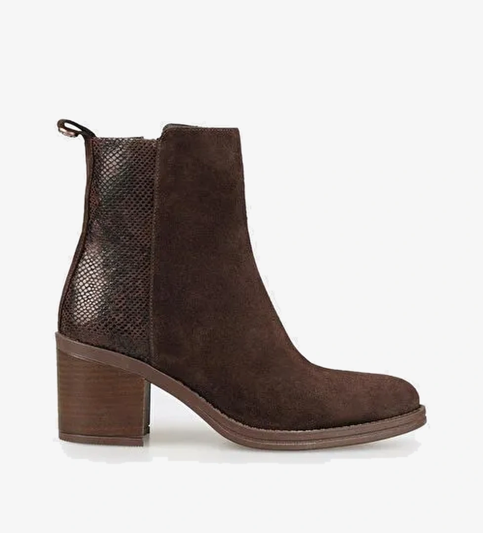 Kahve Deri Kadın Günlük Bot - Görsel 1