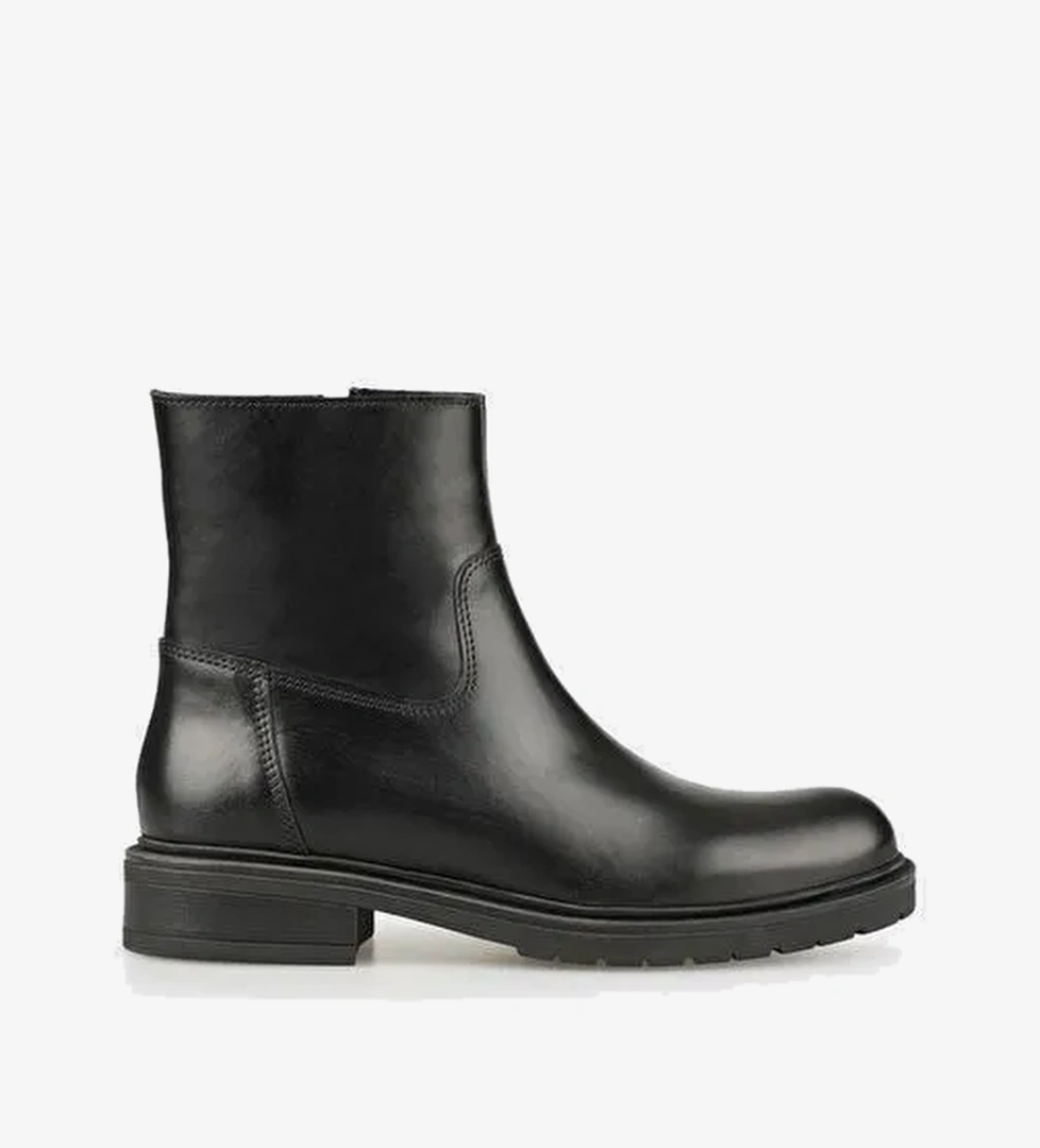 Siyah Deri Kadın Günlük Bot - Görsel 1