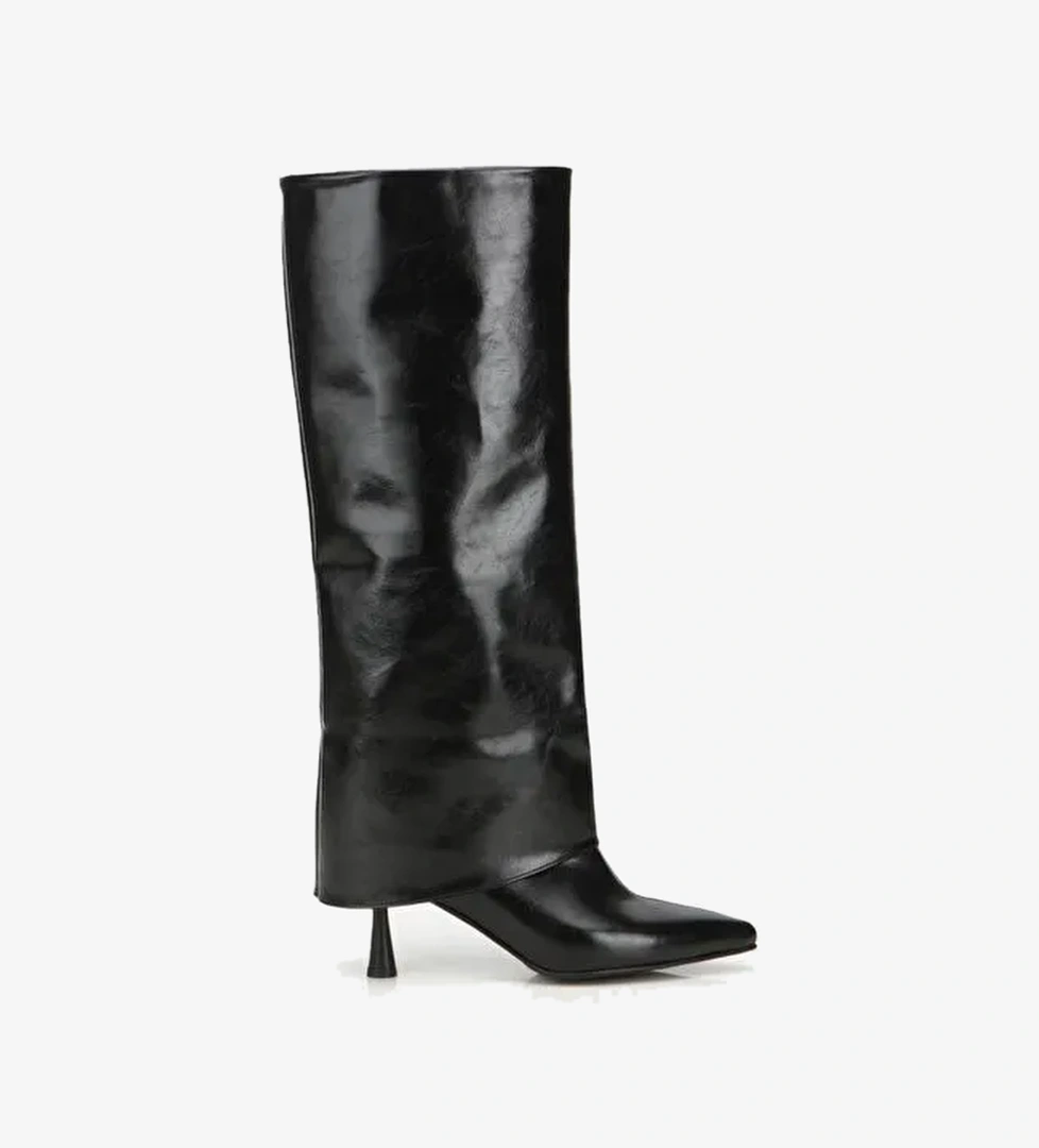 Kadın Rugan Siyah Kırışık Görünümlü Topuklu Çizme - Görsel 1