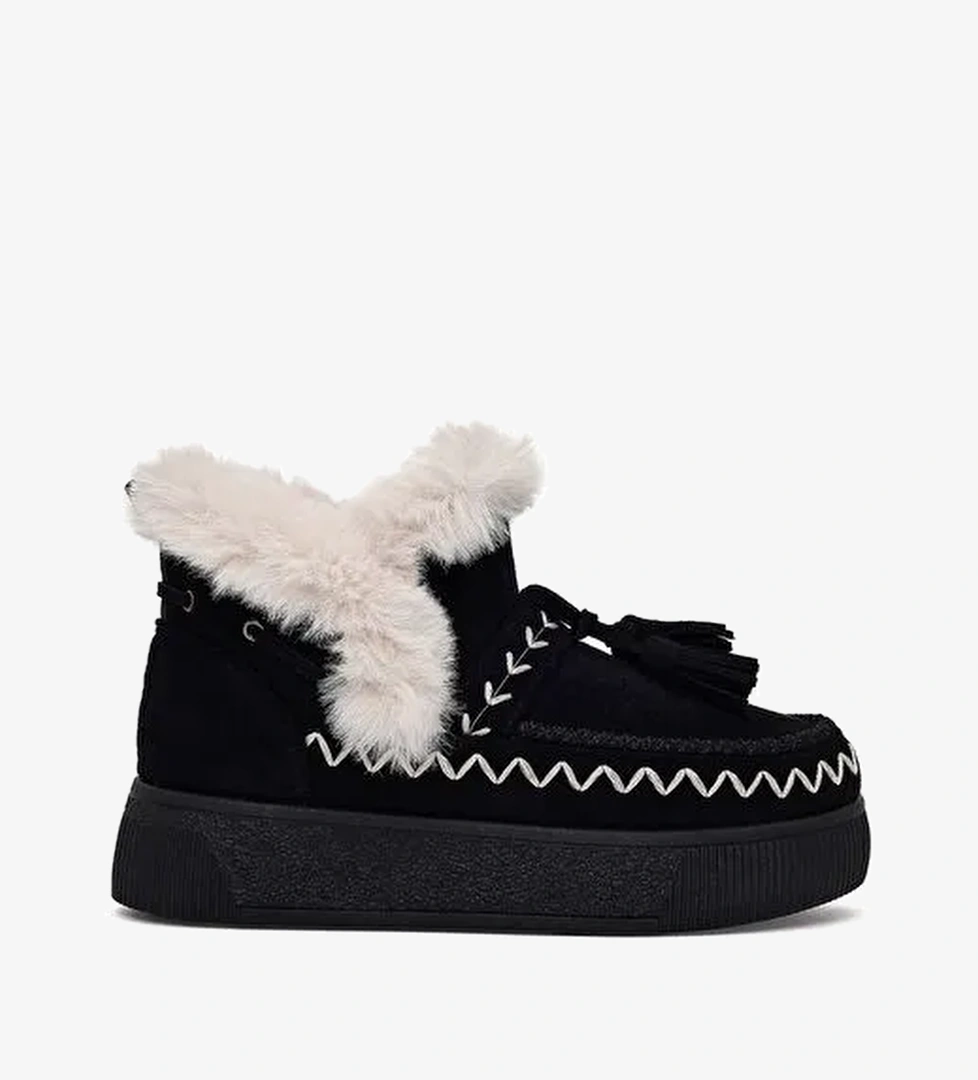 Kadın Siyah Kalın Tabanlı Püsküllü Süet Teddy Bot 25WFE402510 - Görsel 1