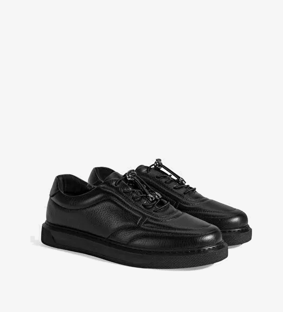 Kadın Siyah Bağcıklı Deri Sneaker - Görsel 1