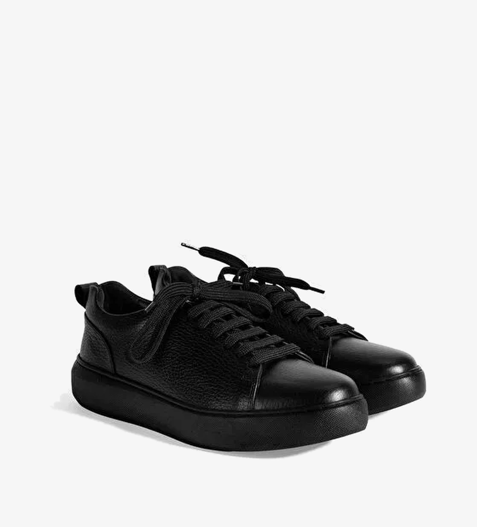 Kadın Siyah Bağcıklı Deri Sneaker - Görsel 1