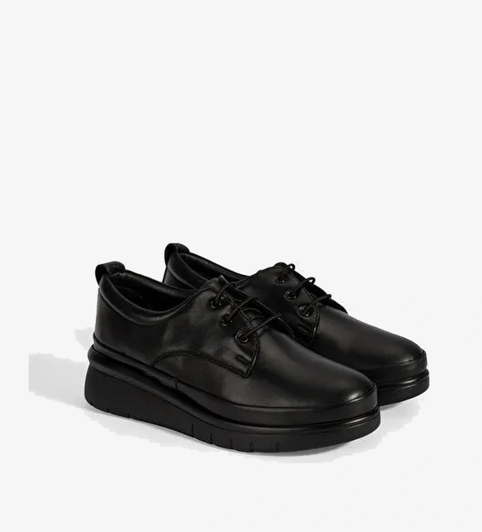 Kadın Siyah Bağcıklı DesaComfort Deri Ayakkabı - Görsel 1