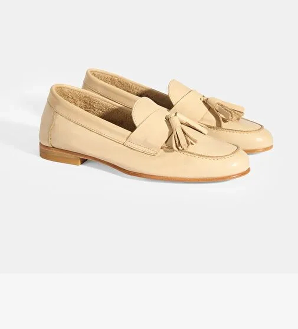 Kadın Bej Püskül Detaylı Deri Loafer - Görsel 1