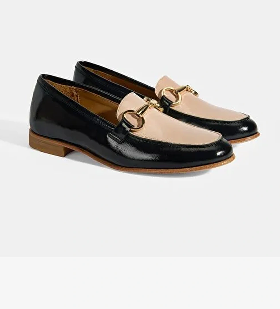 Siyah Kadın Metal Aksesuarlı Slip-On Rugan Loafer - Görsel 1