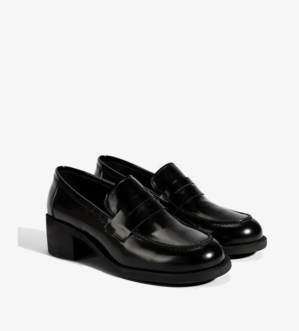 Kadın Siyah Topuklu Deri Loafer - Görsel 1