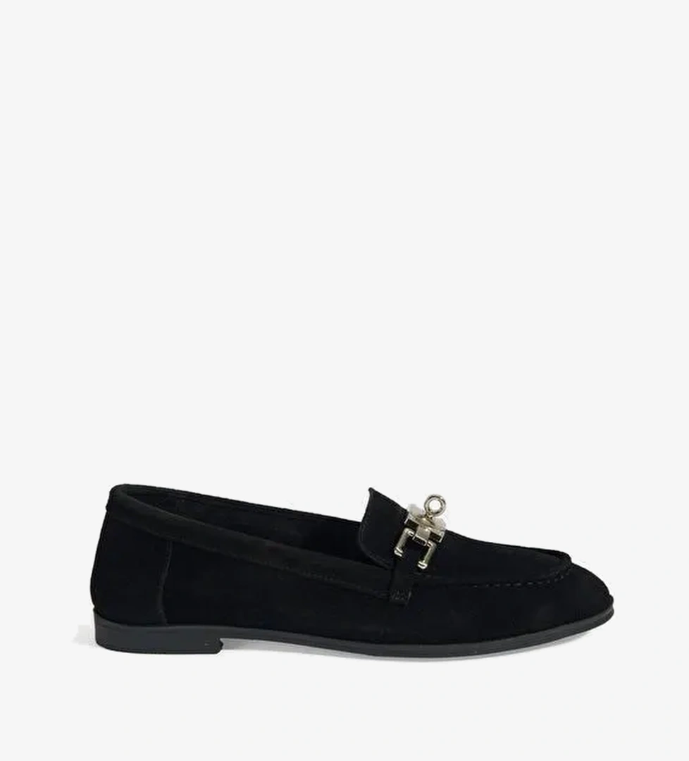 Kadın Siyah Kilit Aksesuarlı Slip-On Süet Loafer - Görsel 1