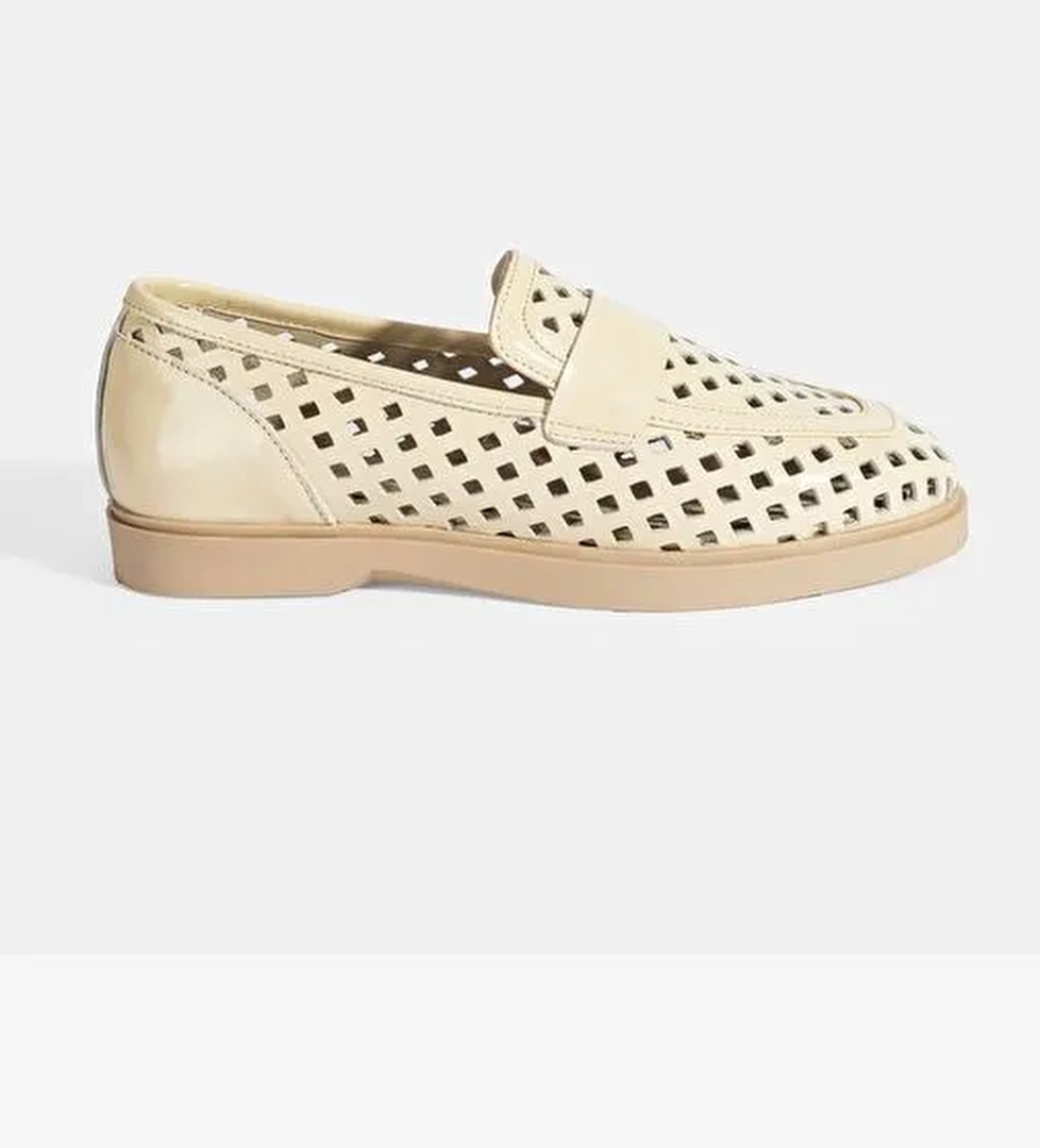 Kadın Bej Perforeli Rugan Loafer - Görsel 1