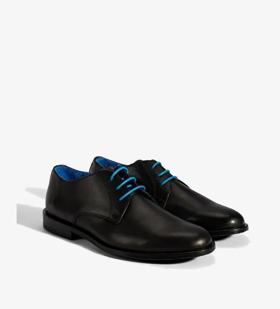 Kadın Siyah Mavi Bağcık Detaylı Deri Klasik Ayakkabı - Görsel 1