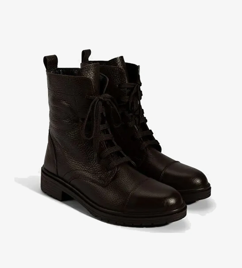 Kadın Kahve Bağcıklı Deri Postal Bot - Görsel 1