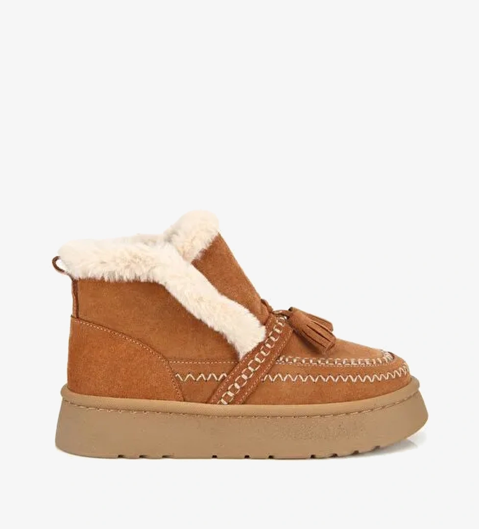 Hotiç Hotiç Kadın Süet Deri Taba İçi Kürklü Püskül Detaylı Düz Bot 01BOH316860A370 | Boyner Taba - 1. görsel