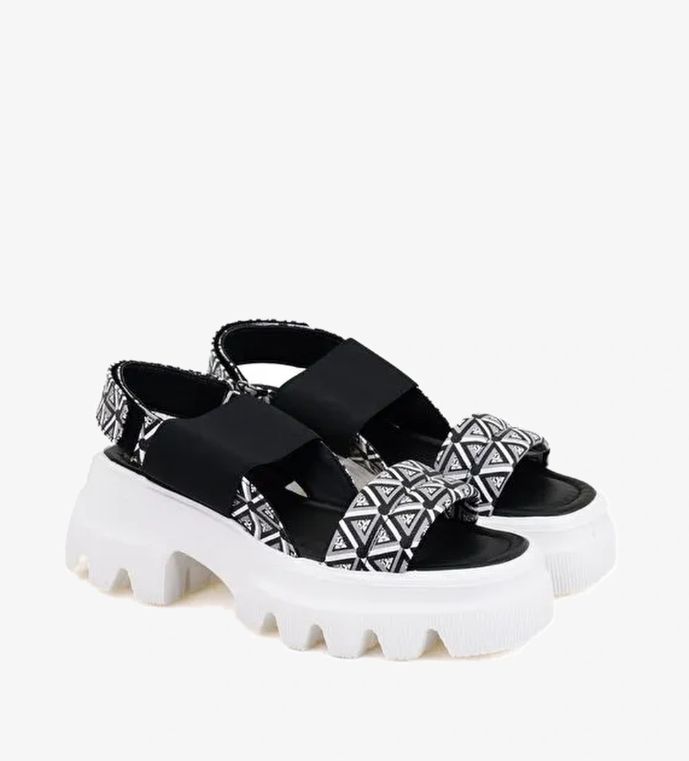 Desa Desa Kadın Siyah Monogram Desenli Dolgu Topuklu Sandalet Boyner'de! Siyah - 1. görsel