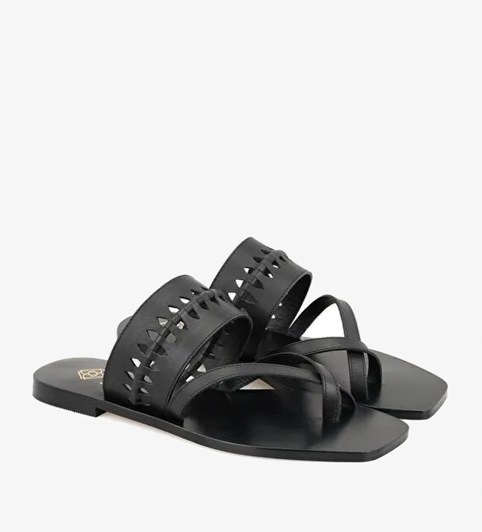 Desa Desa Kadın Siyah Parmak Arası Deri Terlik Boyner'de! Siyah - 1. görsel