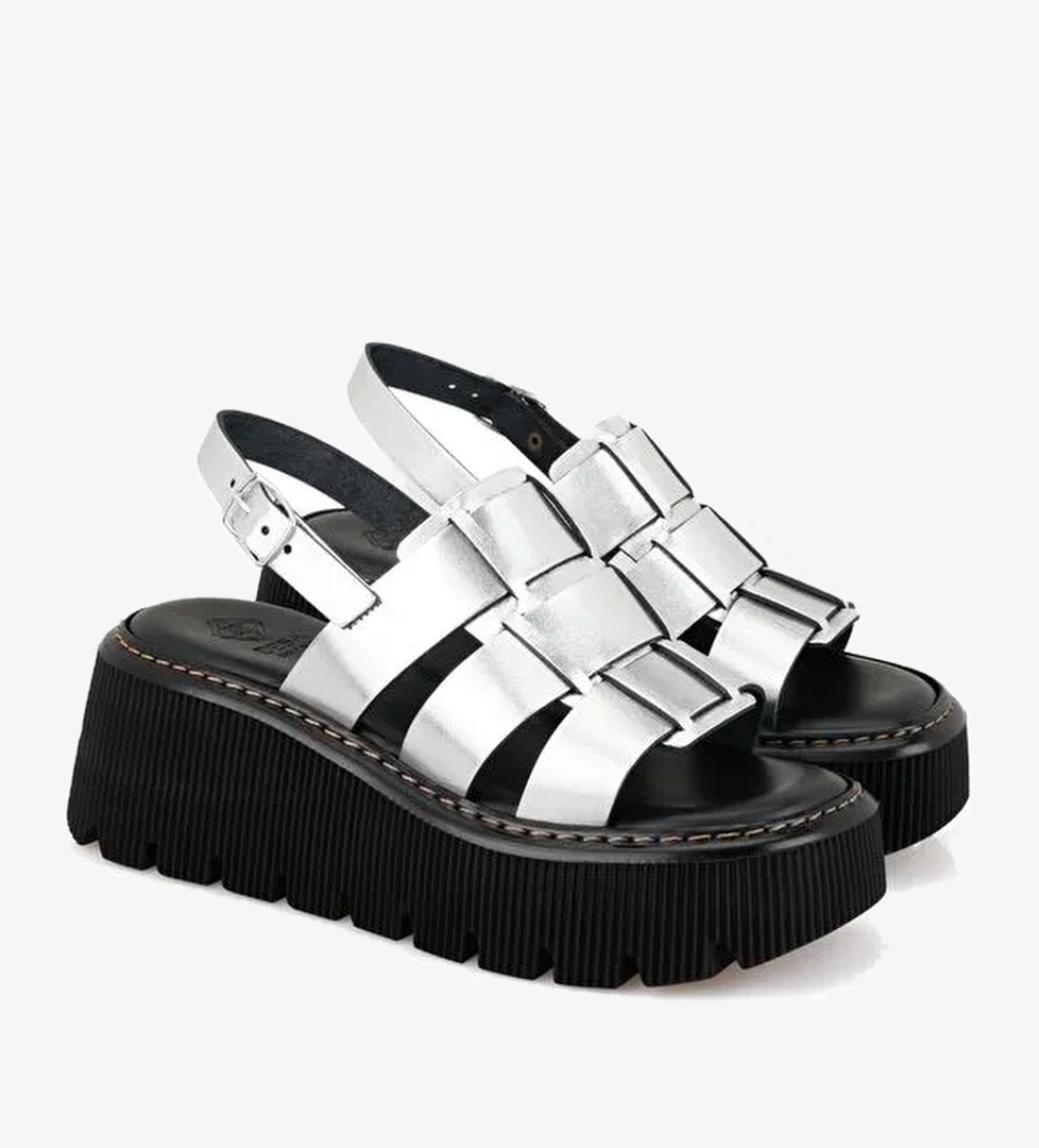 Desa Desa Kadın Gri Dolgu Tabanlı Deri Sandalet Boyner'de! Gri - 1. görsel