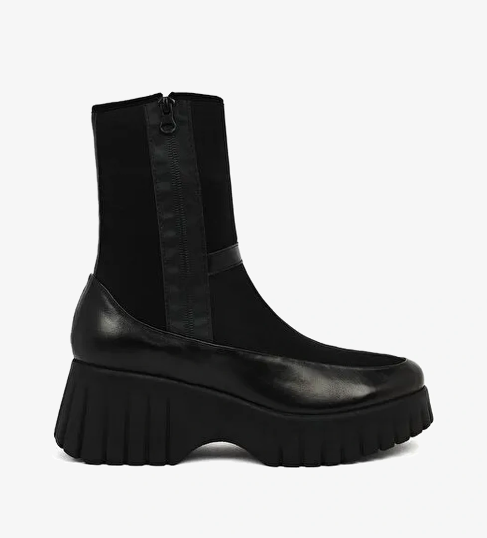 Derimod Derimod Kadın Siyah Fermuarlı Kalın Tabanlı Deri Bot 25WFD204514 Boyner'de! Siyah - 1. görsel
