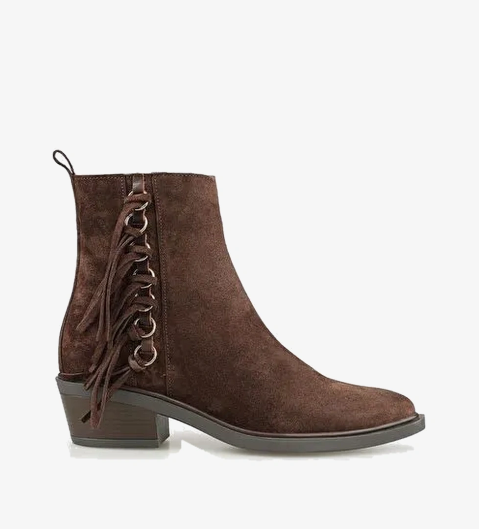 Elle Western
