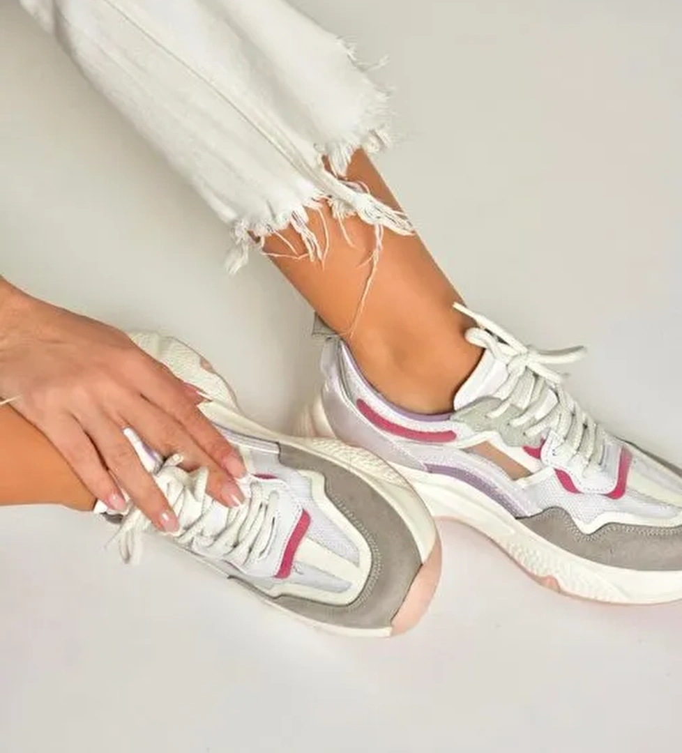 U973568209 Beyaz/Lila Kalın Tabanlı Spor Ayakkabı Sneakers