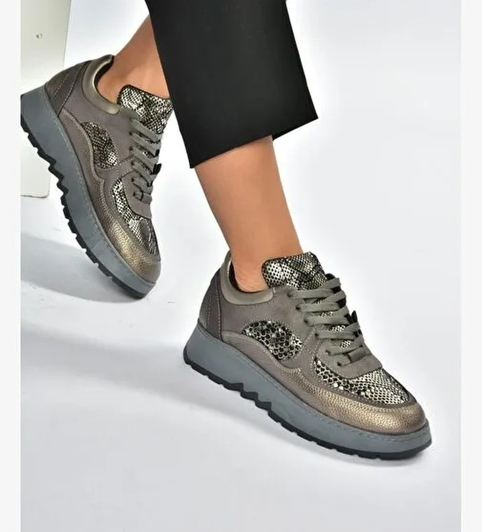 V820720309 Gri Kalın Tabanlı Spor Ayakkabı Sneakers