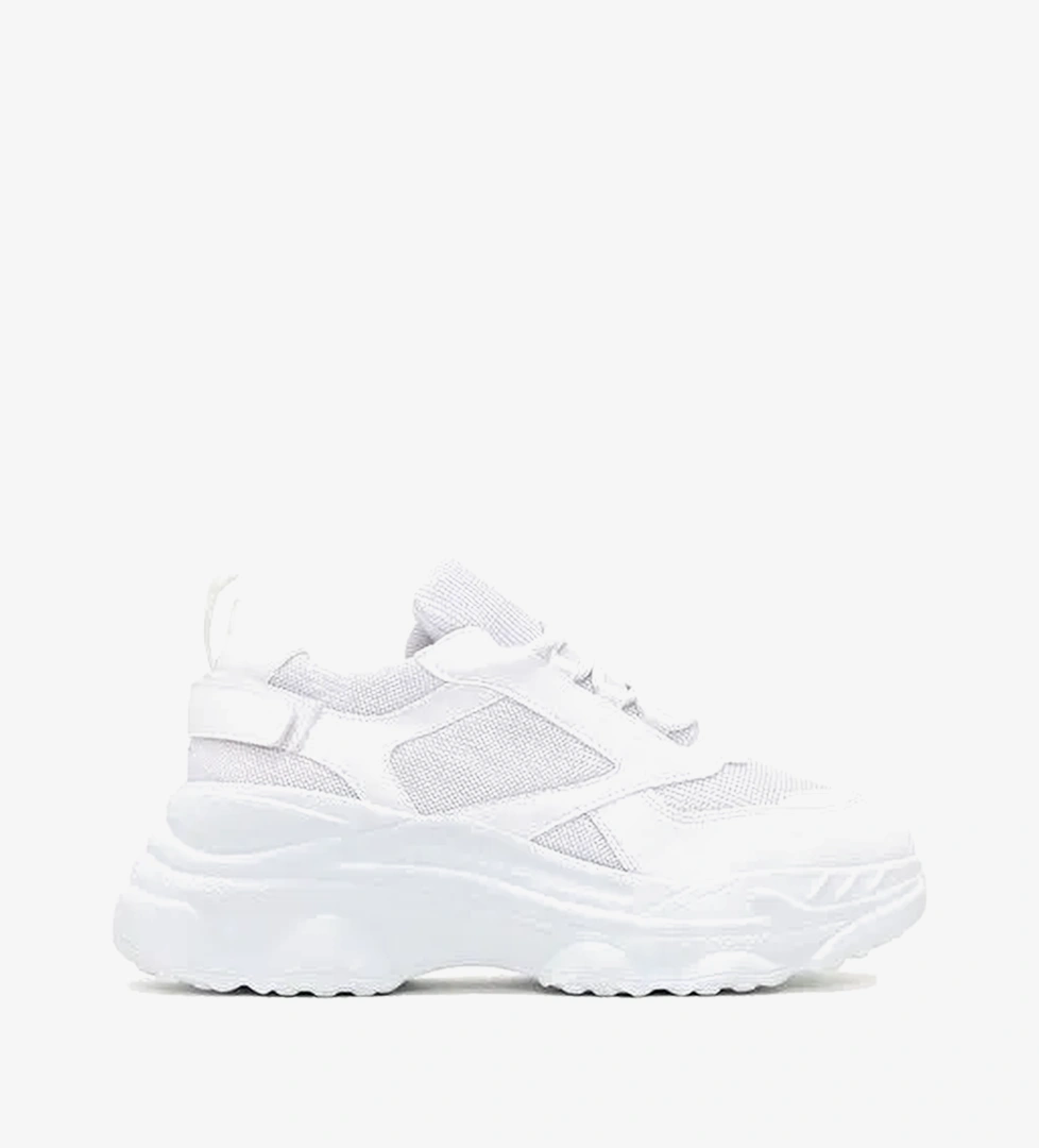 Kadın Beyaz Bağcıklı Kalın Tabanlı Sneaker 26PFE220114