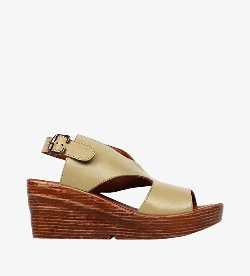 Bueno Shoes Haki Deri Kadın Dolgu Topuklu Sandalet 01wq6101