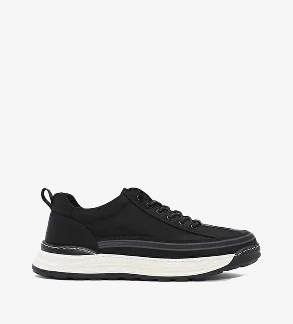 Erkek Siyah Bağcıklı Kalın Tabanlı Kumaş Sneaker 26SFD69386F