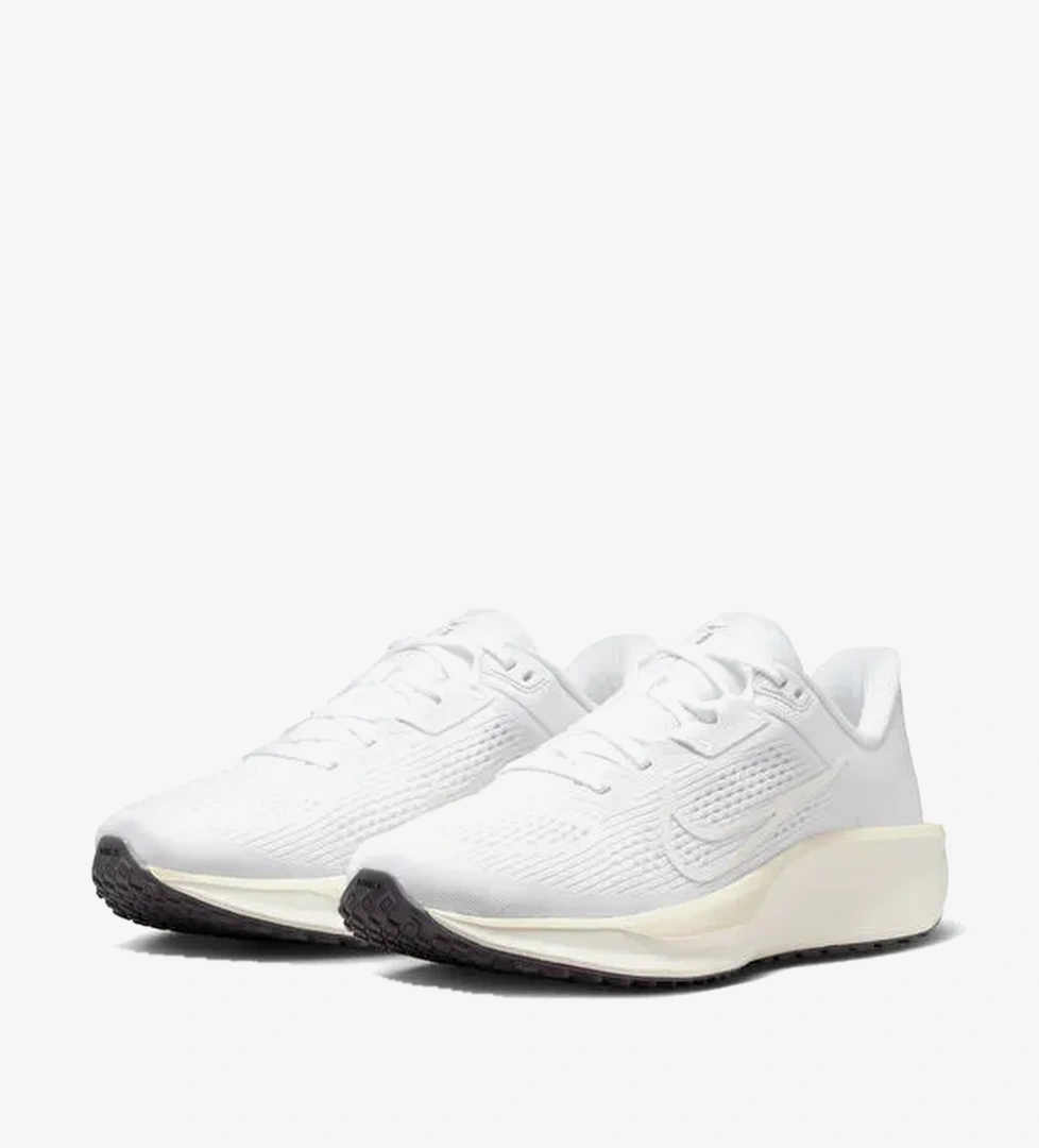 Nike FD6034-112 WMNS NIKE QUEST 6 Beyaz Kadın Koşu Ayakkabısı
