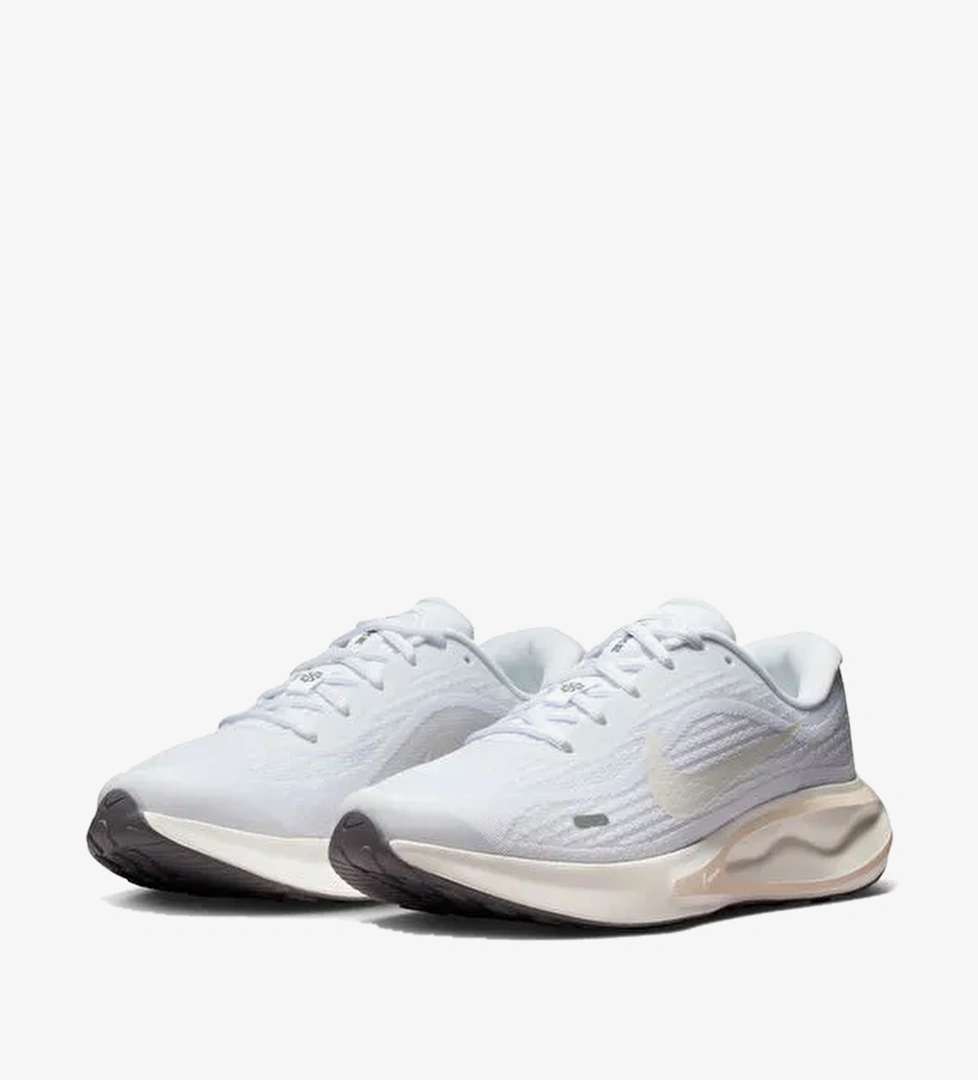 Nike FJ7765-119 W NIKE JOURNEY RUN Beyaz Kadın Koşu Ayakkabısı