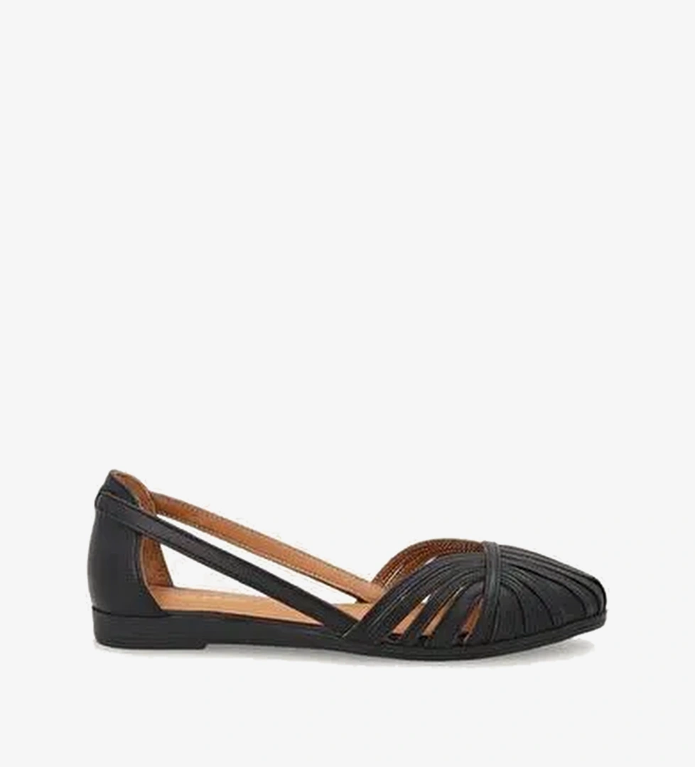 Kadın Sandalet 03M4 Frau LEATHER CAGED BALLET FLATS WITH THIN STRAPS
