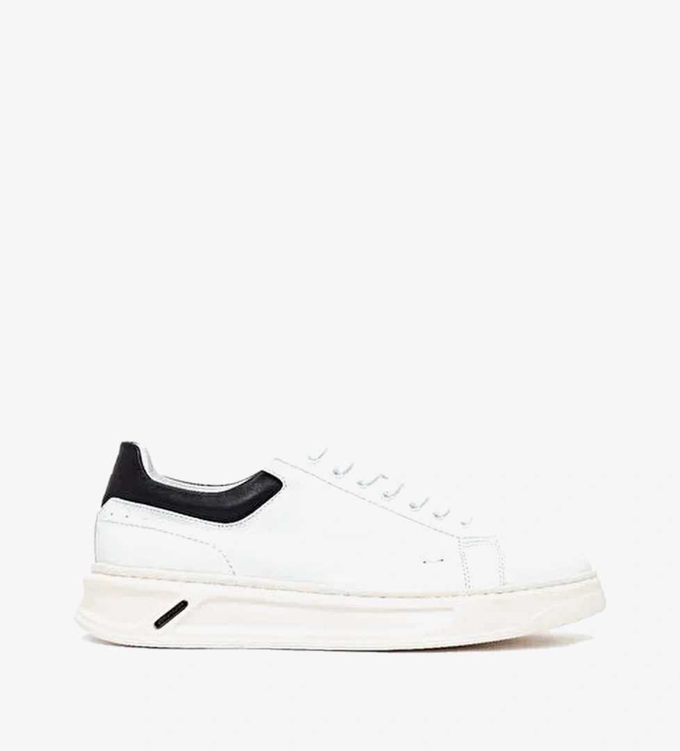 Erkek Beyaz Bağcıklı Kalın Deri Sneaker 26SFD611518