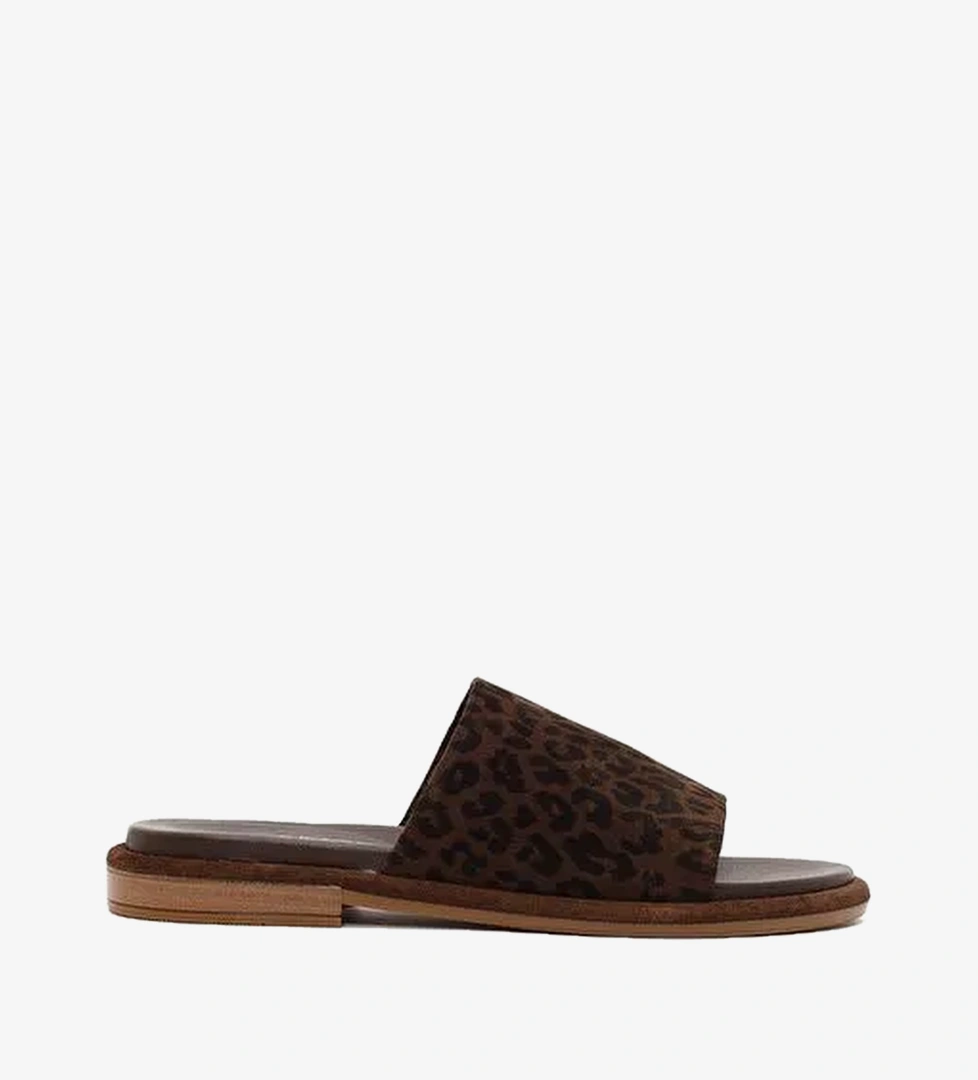 Derimod Leopar