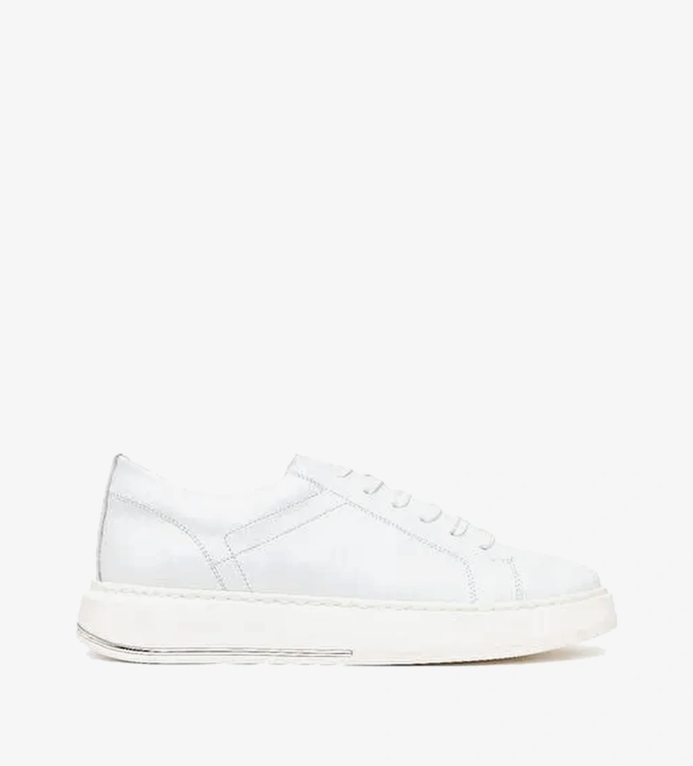 Erkek Beyaz Bağcıklı Kalın Tabanlı Deri Sneaker 26SFD612118