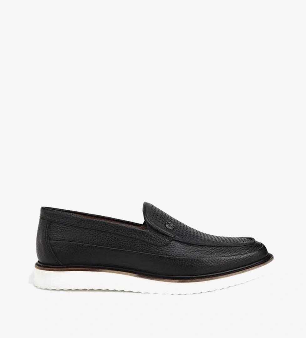 Siyah