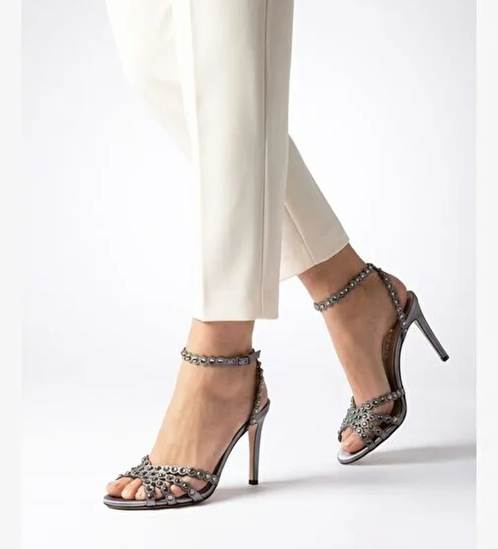 Nemesis Shoes Antrasit Nemesis Shoes Suzana Abiye