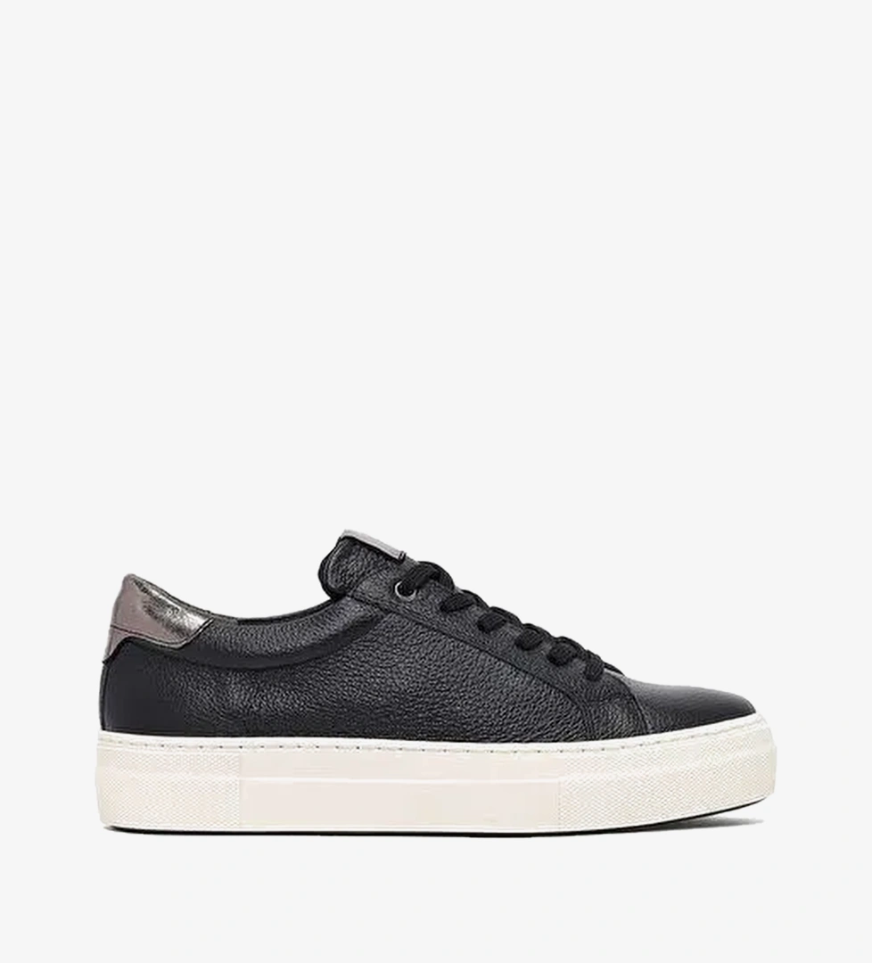Kadın Siyah Bağcıklı Kalın Tabanlı Deri Sneaker AF320002DF