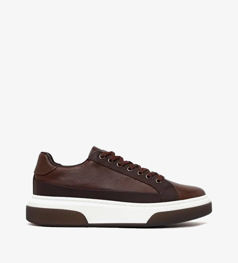 Erkek Kahverengi Bağcıklı Kalın Tabanlı Deri Sneaker WM740005DV