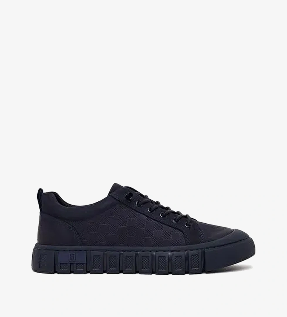 Erkek Lacivert Bağcıklı Kalın Tabanlı Nubuk Deri Sneaker WM680053DN