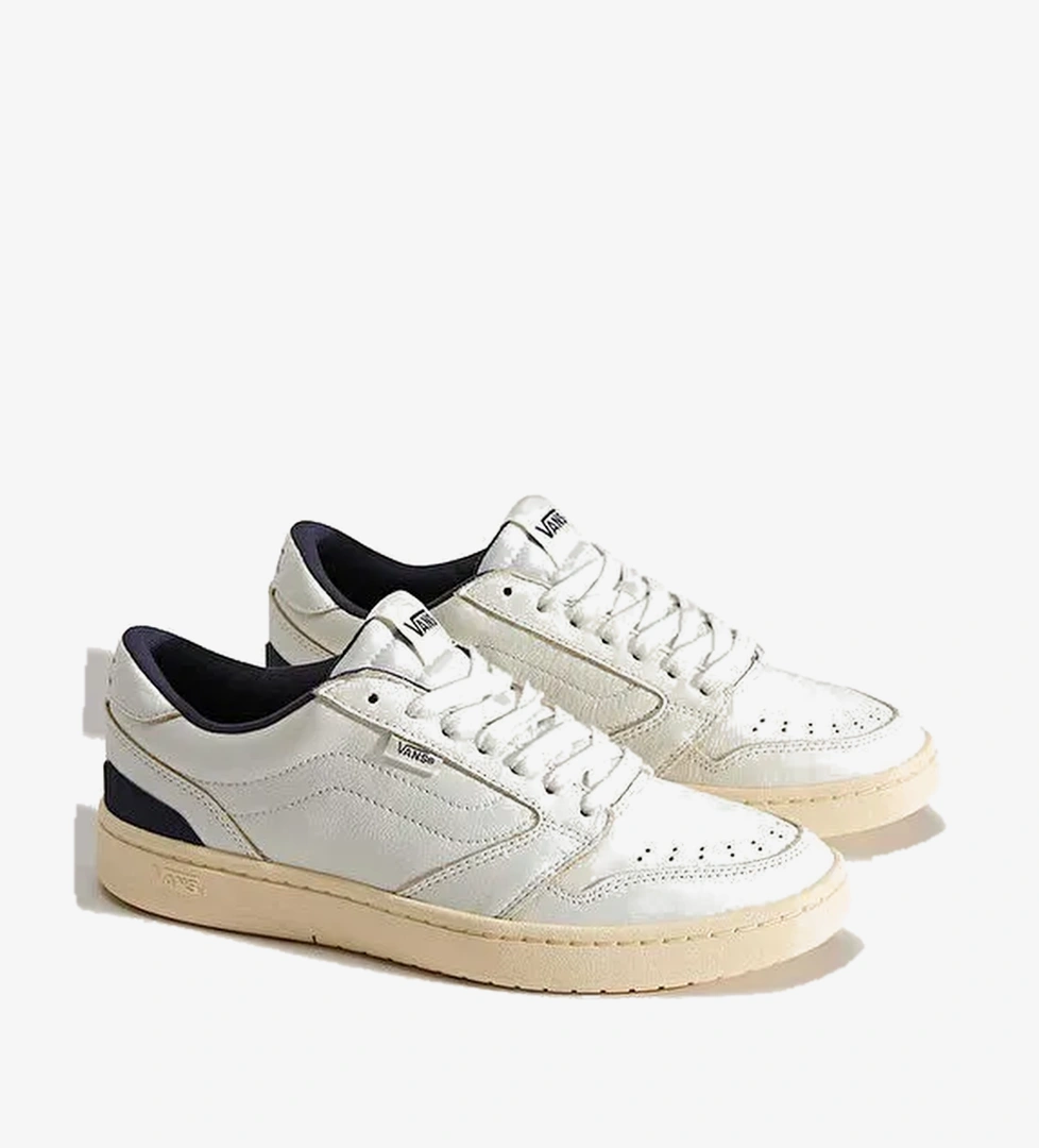 Vans VN000Z26YY21 Court Low Beyaz Erkek Lifestyle Ayakkabı