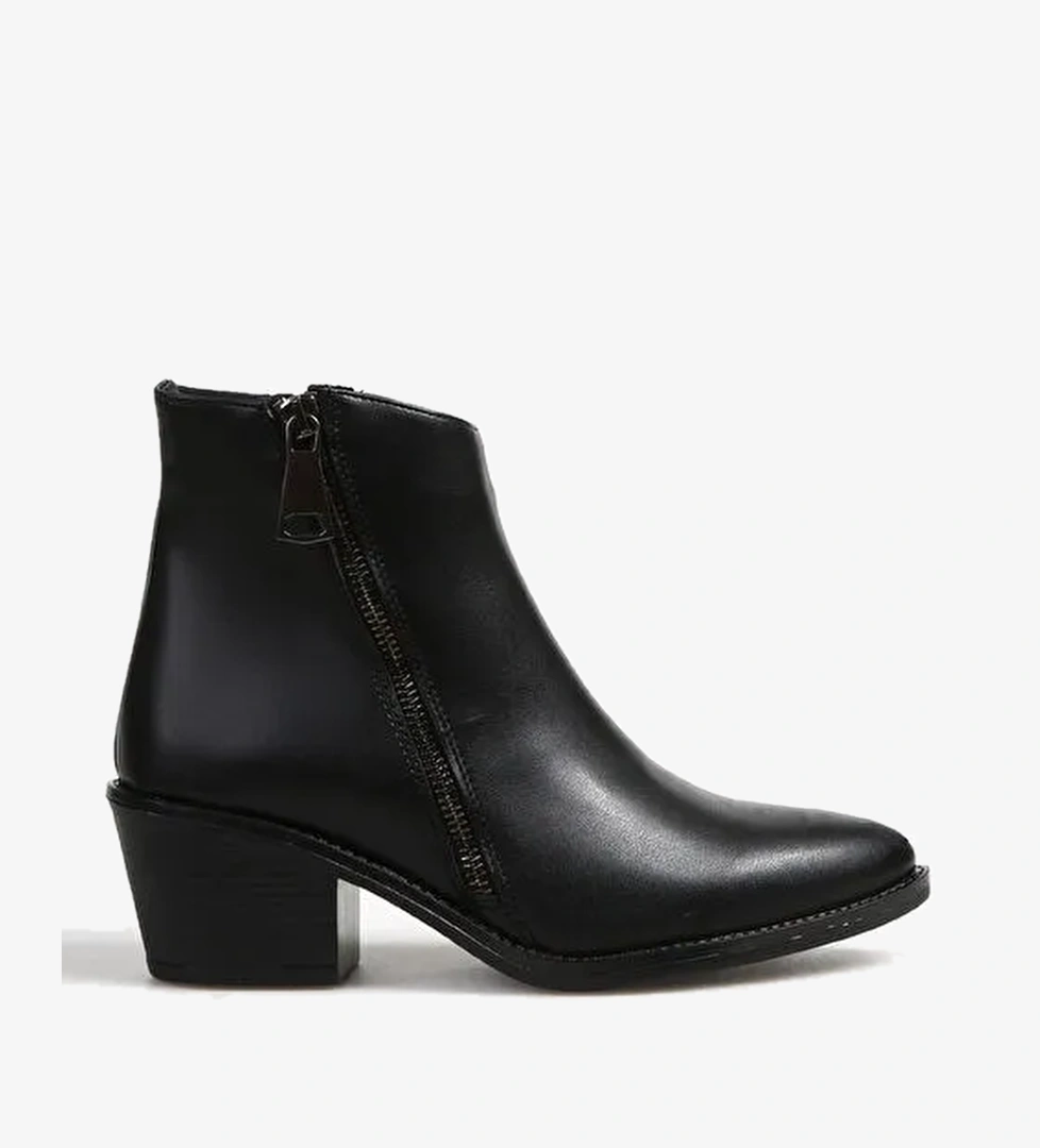 F By Fabrika F By Fabrika Siyah Kadın Bot GARVANZA model görseli