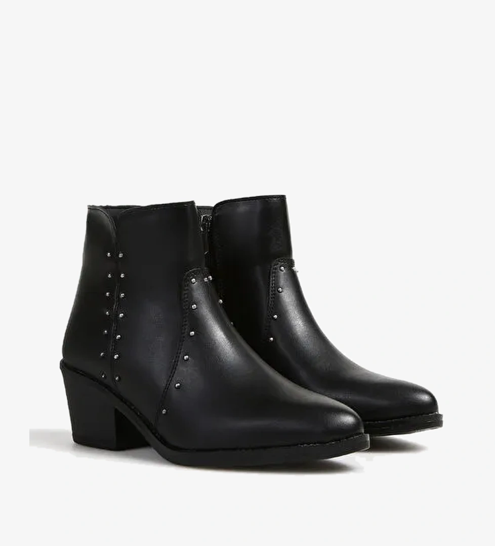 F By Fabrika F By Fabrika Siyah Kadın Bot HYSAJ model görseli