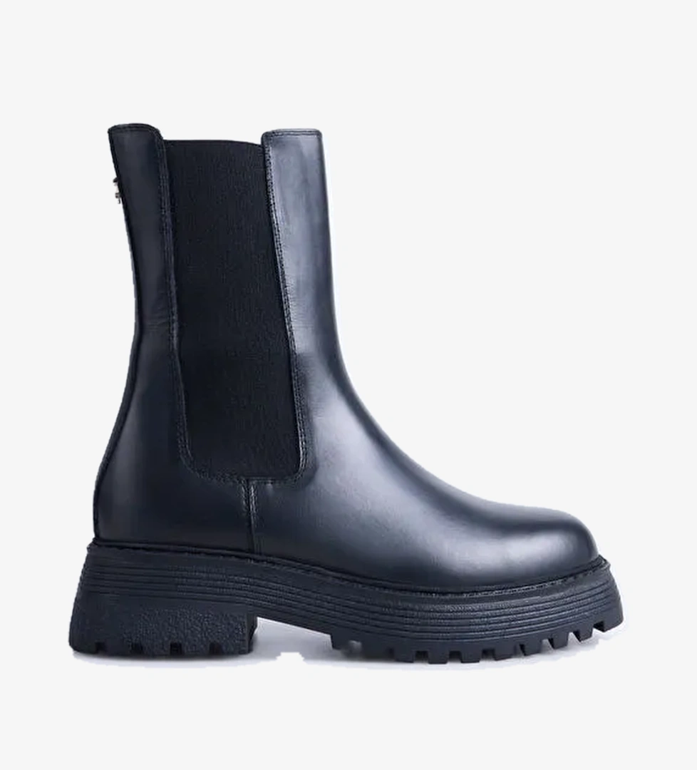 Fabrika Fabrika Siyah Kadın Deri Bot VICENTE NEW model görseli