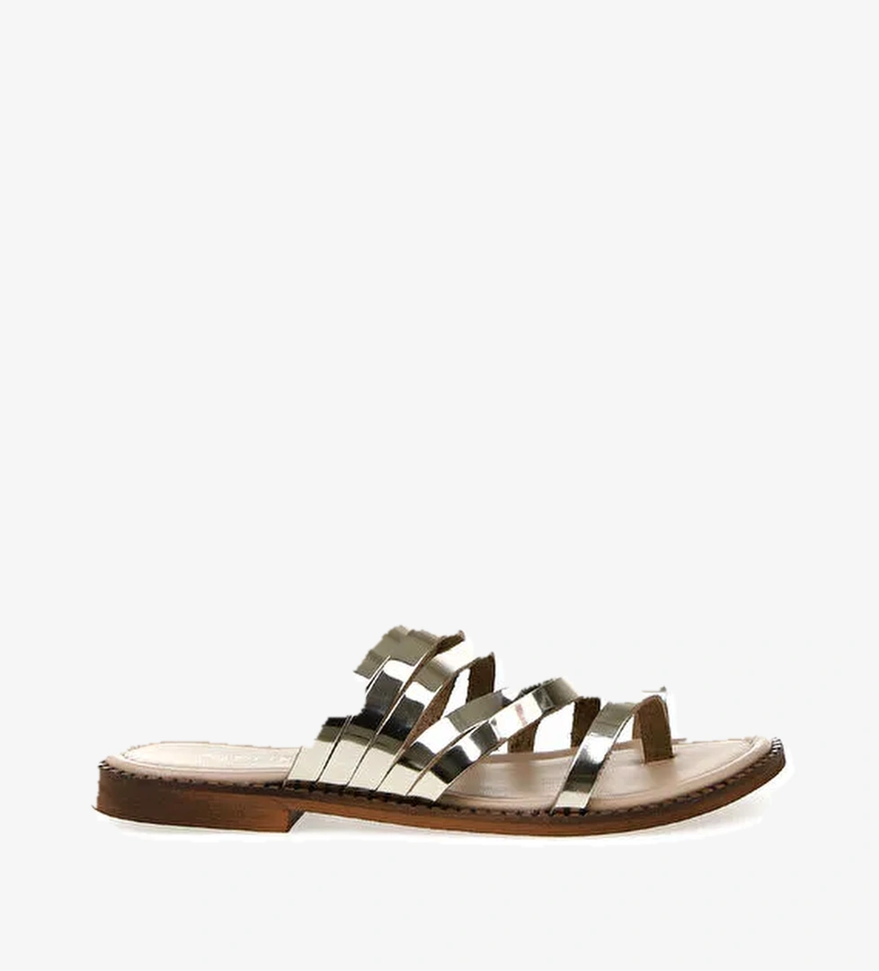 Fabrika Fabrika Altın Terlik model görseli