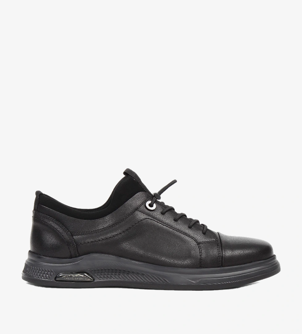 Erkek Siyah Bağcıklı Kalın Tabanlı Deri Sneaker