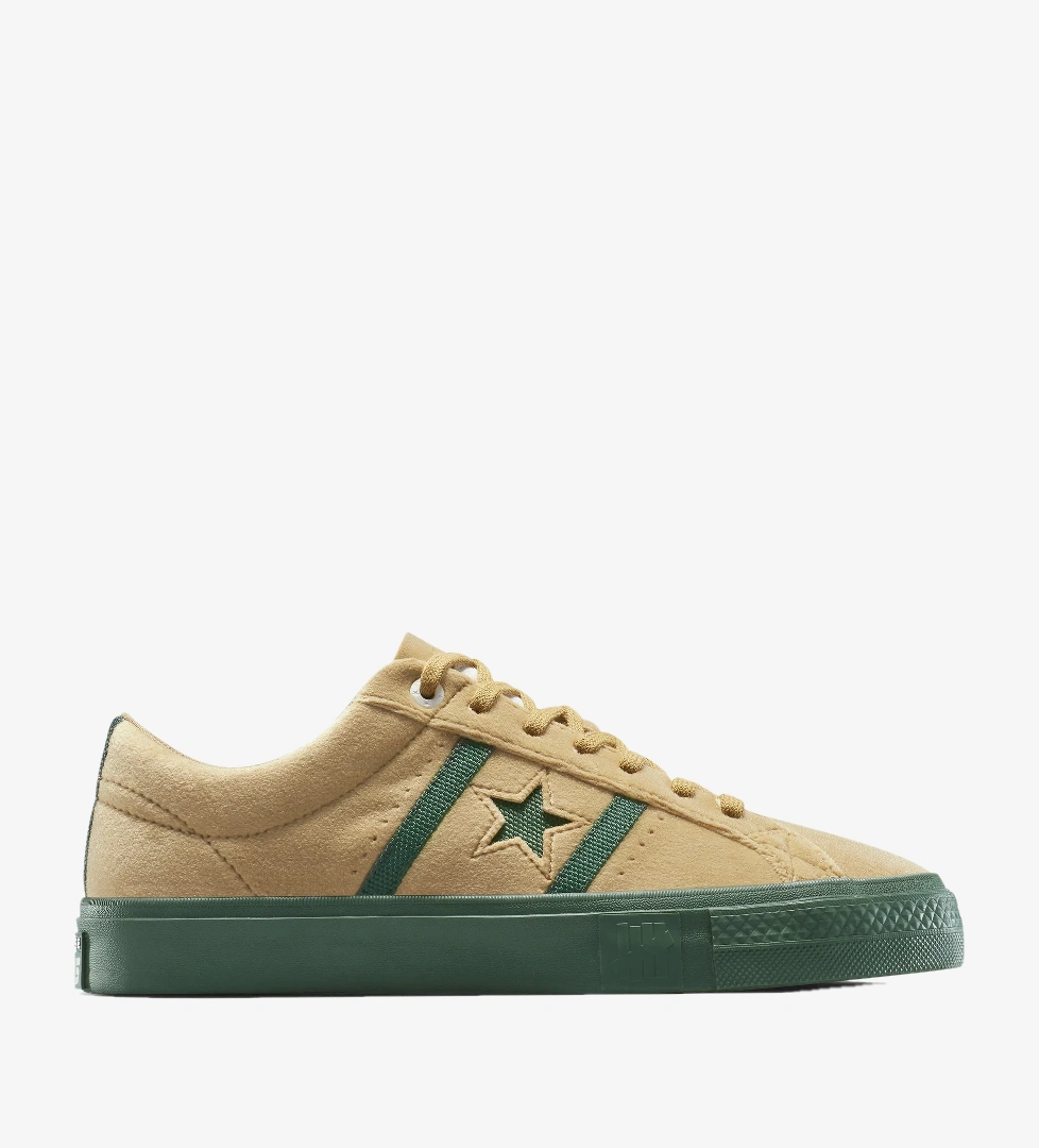 Converse Converse X Undefeated