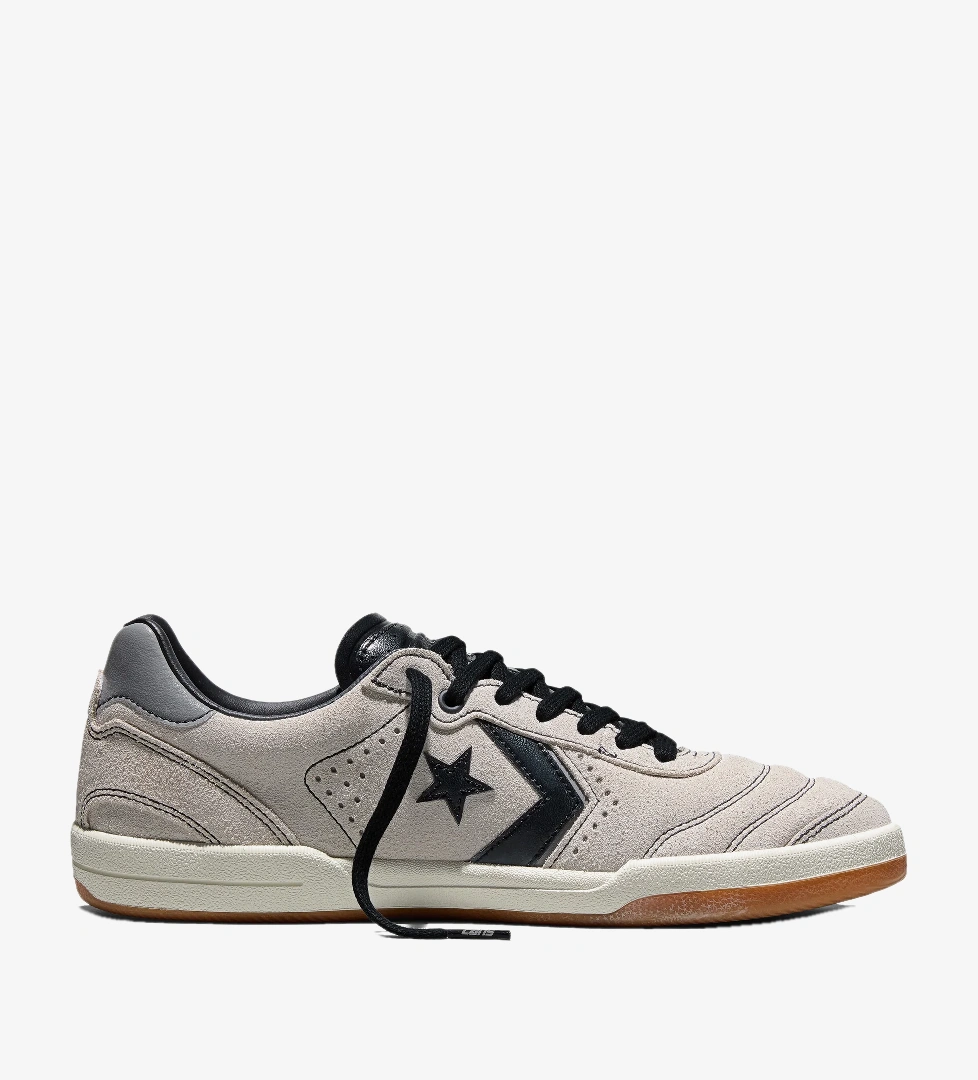Converse Krem Converse Louie Lopez