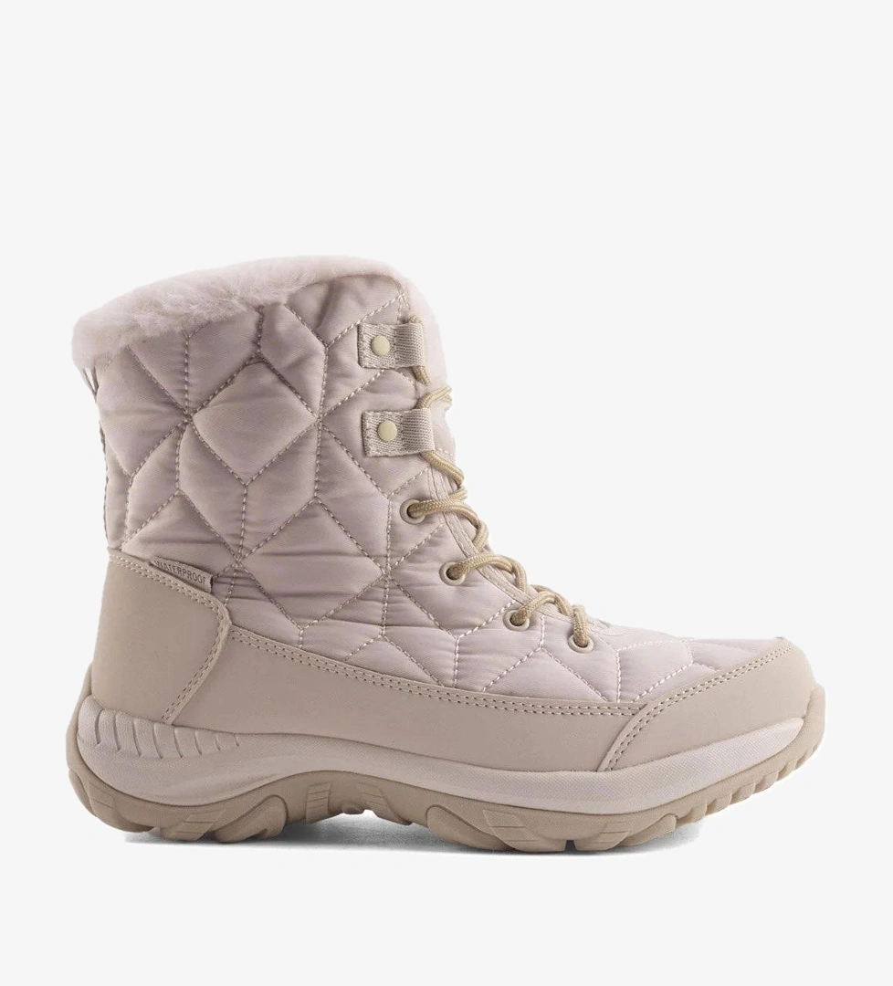 Lumberjack Lumberjack Claudia Kadın Bot model görseli