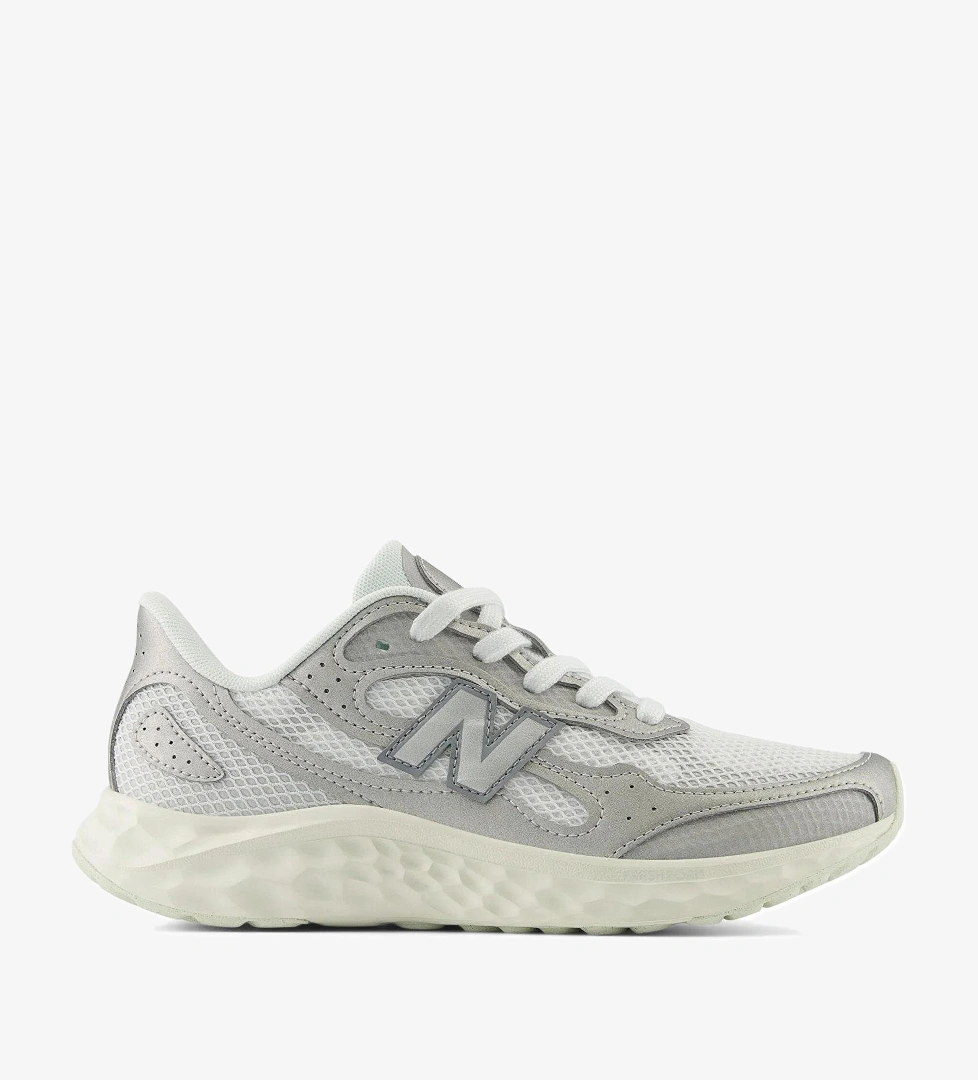 New Balance Arishi V4 Kadın Koşu Ayakkabısı - Görsel 1