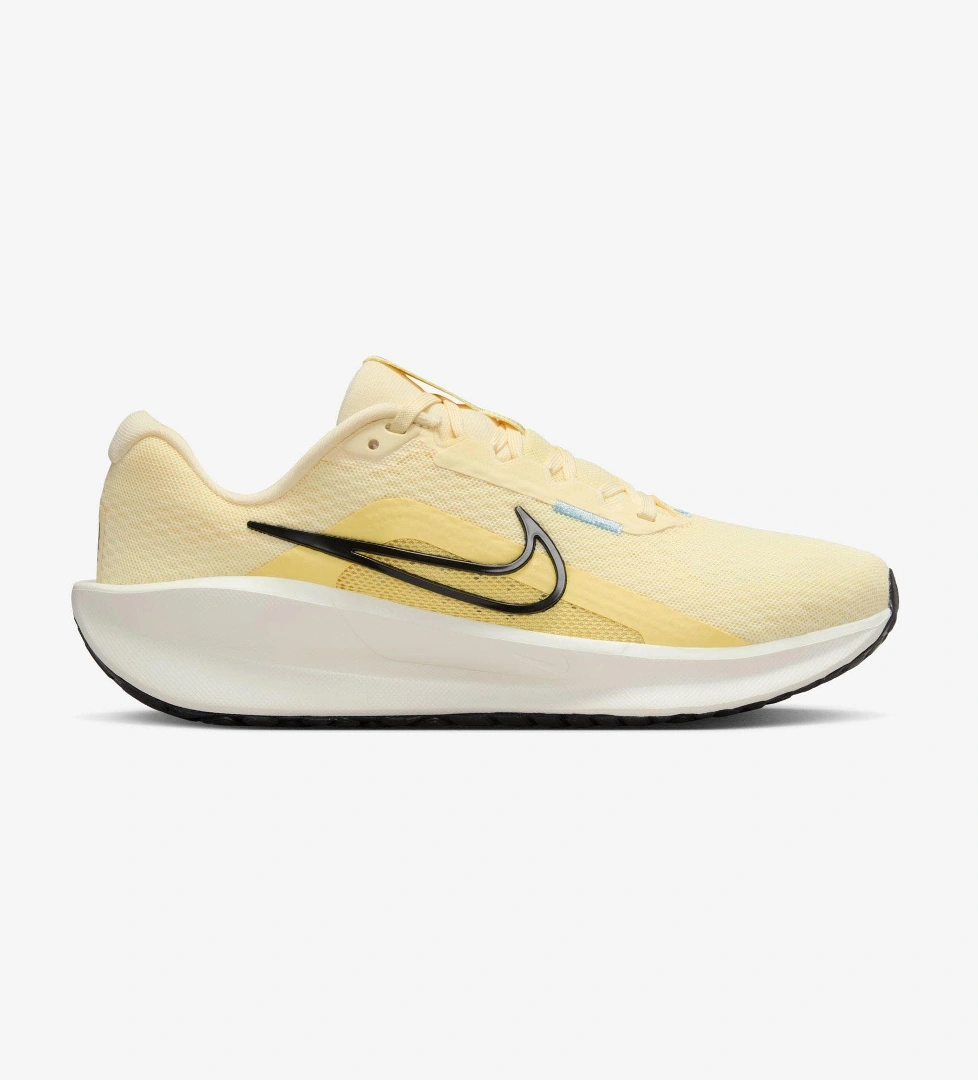 Nike Downshifter 13 Kadın Koşu Ayakkabısı - Görsel 1