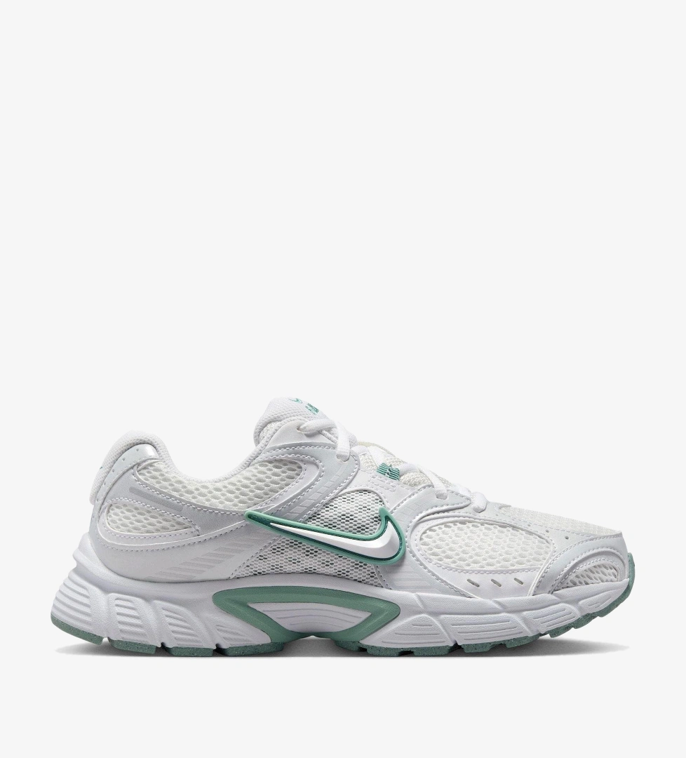 Nike V5 RNR Kadın Günlük Spor Ayakkabı - Görsel 1